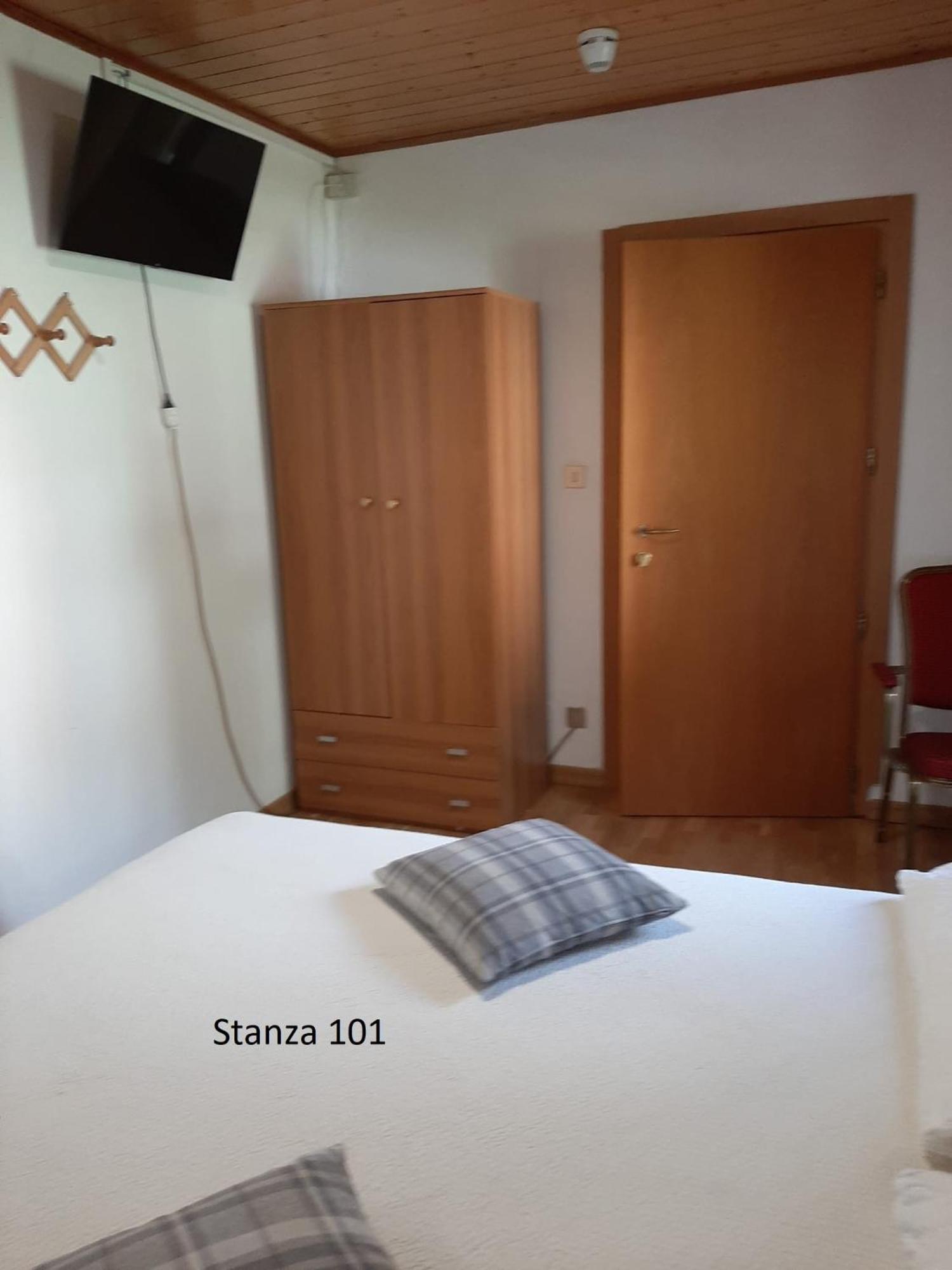 Hotel Pizboe مازين المظهر الخارجي الصورة